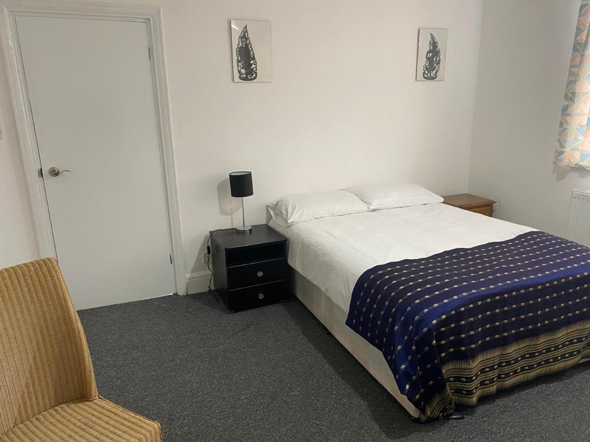 Ferienwohnung Sunrup Heathrow Feltham Exterior foto